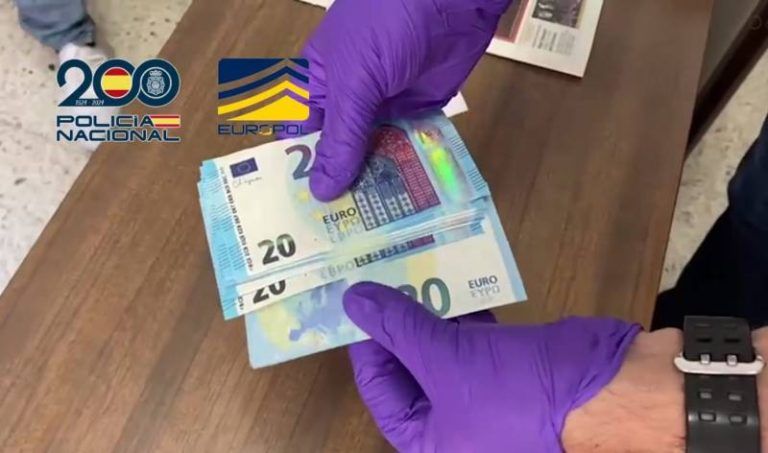 Detenido en Pontevedra por adquirir billetes falsos de la Camorra