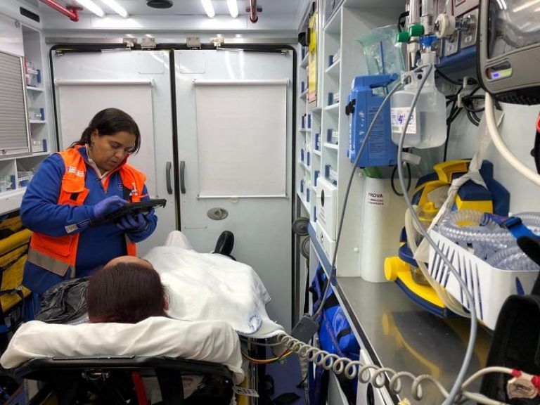 El 061 de Galicia asistió 58 personas por 48 accidentes de tráfico durante el fin de semana