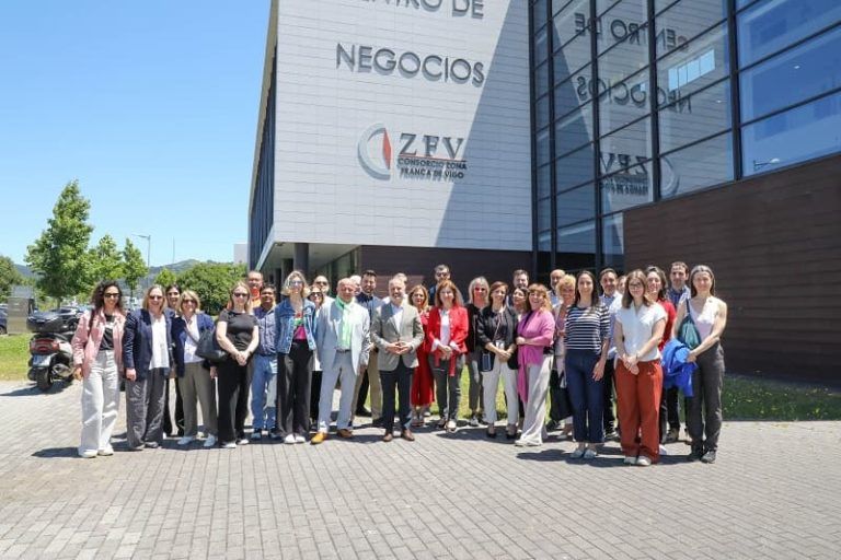 Una delegación internacional del sector biotecnológico conoce las capacidades e infraestructuras de Zona Franca en Porto do Molle