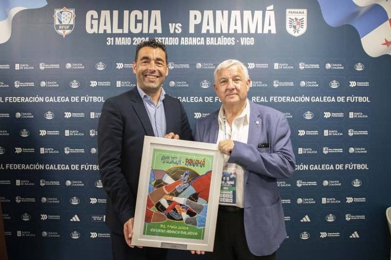 Luis López amosa en Balaídos, no partido da Selección Galega de Fútbol, o compromiso da Deputación co deporte e coa organización de eventos deportivos de interese xeral