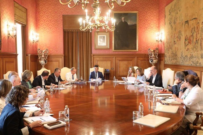 Luis López salienta que o +Provincia da Deputación mobiliza esta semana preto de 1,4 millóns de euros para seis concellos
