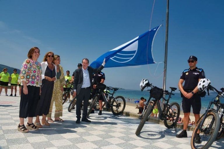 Vigo iza as 17 bandeiras azuis en praias e sendeiros