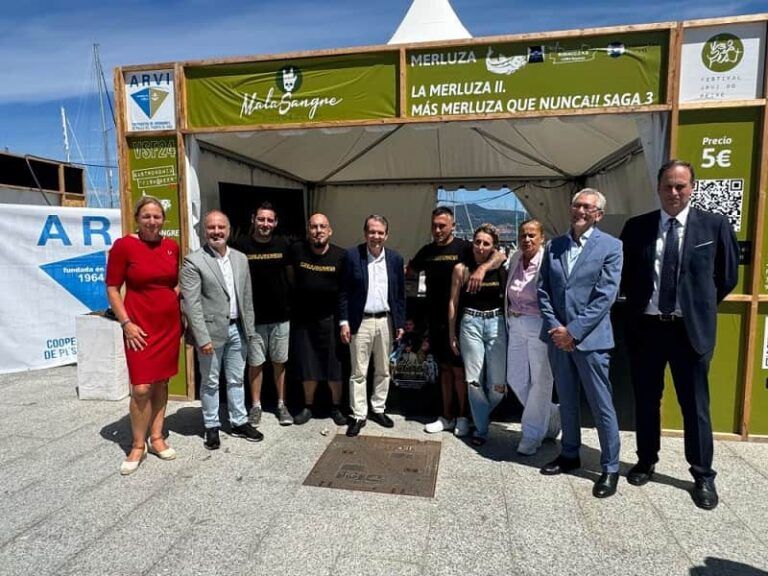 O alcalde coñece as propostas gastronómicas do Vigo Seafest
