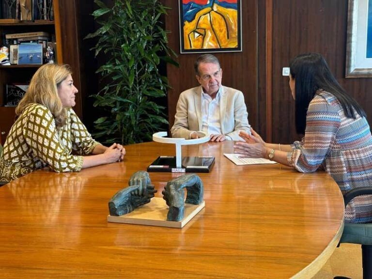 O Concello apoiará o acto universitario de entrega en Vigo aos mellores expedientes da ABAU de 2025