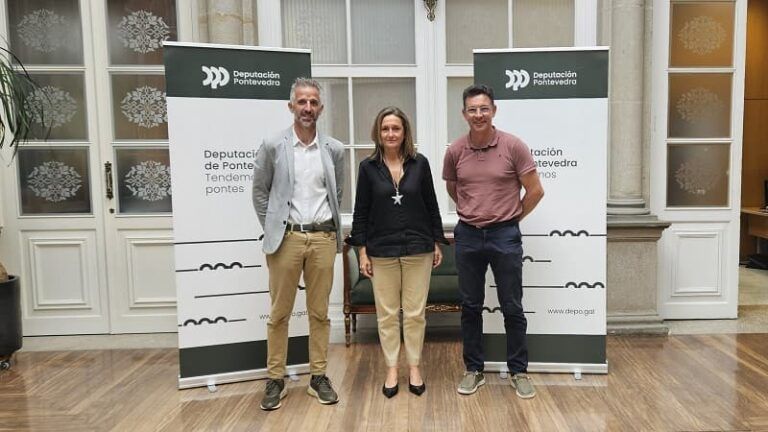 A vicepresidenta da Deputación Luisa Sánchez reúnese coa directiva da Federación Galega de Atletismo