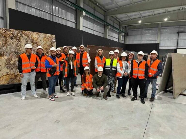 El ciclo de FP dual de piedra natural impulsado por el Clúster del granito alcanza el 100% de empleabilidad