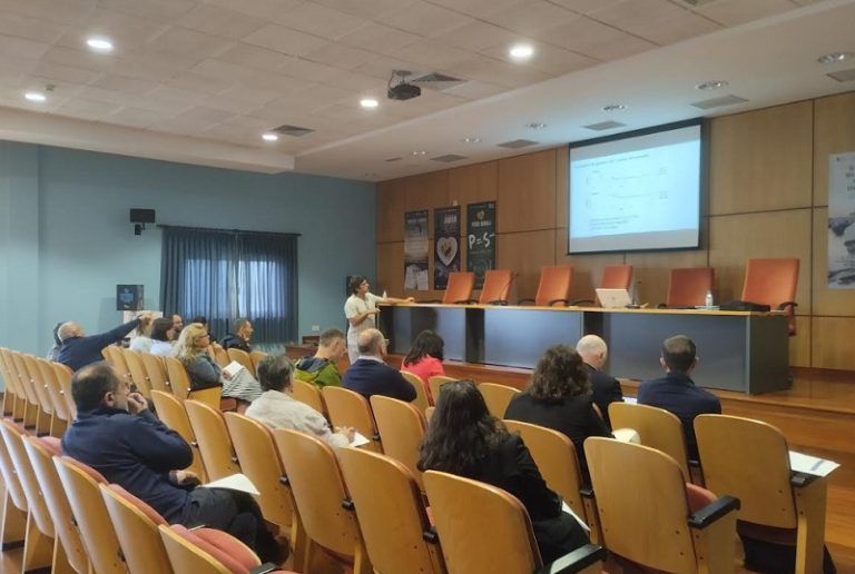El IEO avanza junto al sector pesquero en Burela hacia alternativas para la gestión sostenible del stock de merluza sur