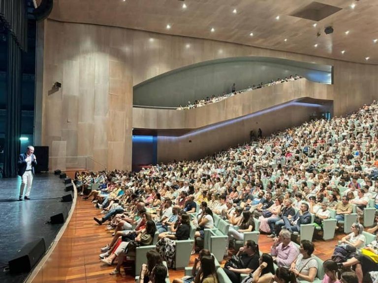 El Gobierno local habilita 100 nuevas plazas dentro del programa de Vigo en inglés