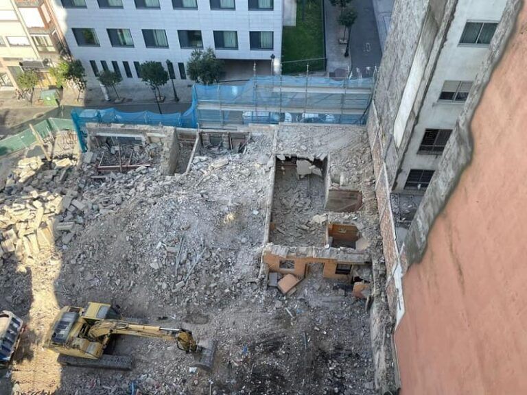 El Ayuntamiento aprueba la reparcelación de Hernán Cortés que creará una nueva plaza en el centro de Vigo