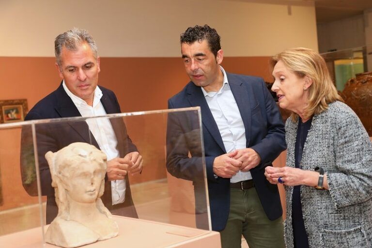 “A era das fábulas”, a exposición máis visitada da historia do Museo de Pontevedra