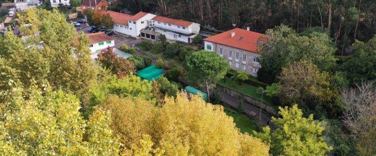 A Deputación celebra que os xardíns da Estación Fitopatolóxica Areeiro xa formen parte oficial da Ruta da Camelia de Galicia