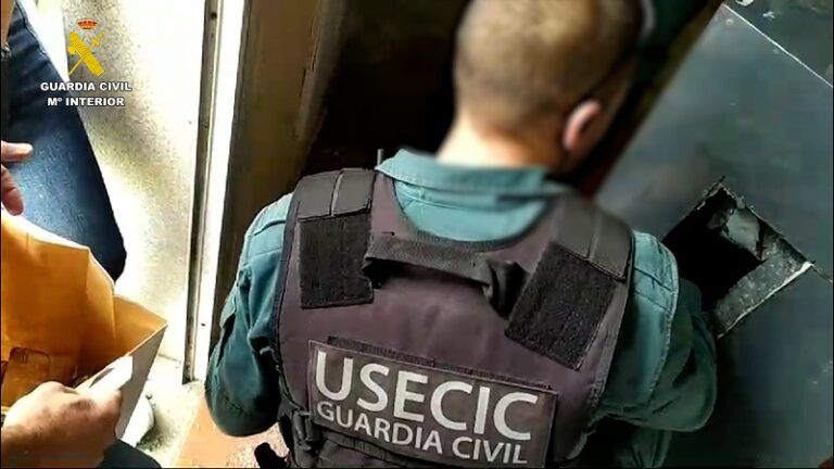 Desarticulada una organización criminal dedicada al narcotráfico que vendía 180 kilos de cocaína por año en Galicia
