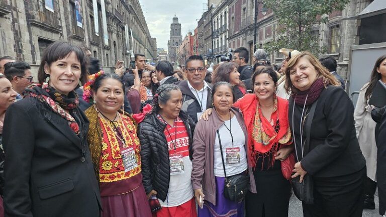 A viaxe a ningunha parte de Ana Pontón