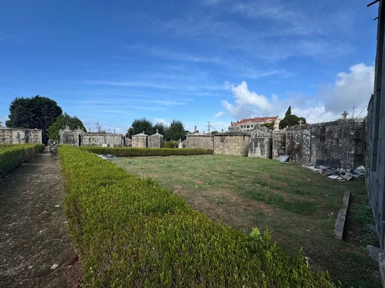 O Concello adxudica as obras para dotar a Pereiró dun espazo ecolóxico para enterrar as cinzas