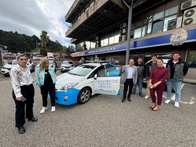 Caballero presenta el coche colaborativo conectado para extender la tecnología de Policía y Bomberos a todos los vehículos