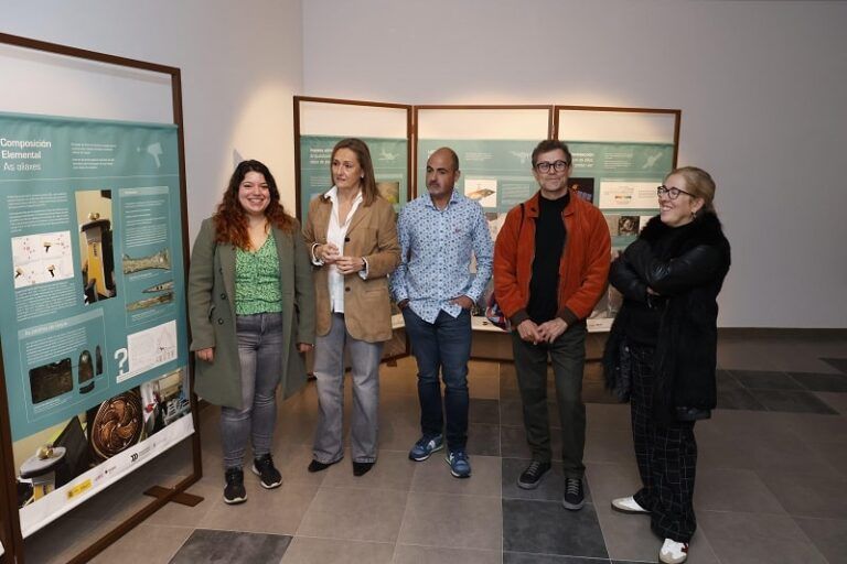Luisa Sánchez enxalza “o patrimonio histórico e cultural único” da provincia na inauguración na Sede da Deputación en Vigo de “Arqueoloxía do pequeno, arqueoloxía do invisible”