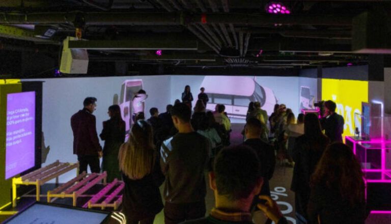 Uno de cada cinco gallegos considera que debería diseñarse un coche específico para mujeres