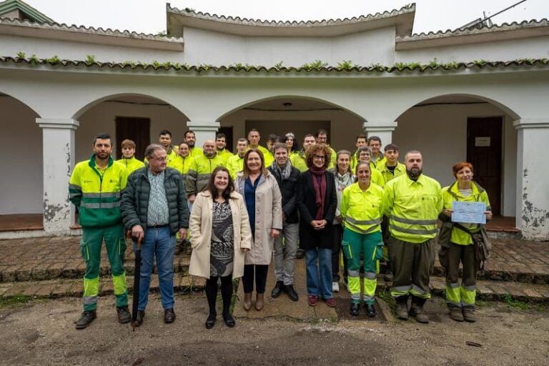 La Xunta confirma una inversión de 411.000 euros para renovar el taller dual ‘Granxa da Rúa’ y formar a personas desempleadas en Cangas