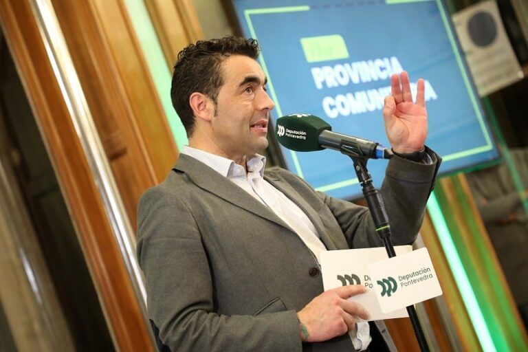 Luis López anuncia un incremento del 20% en las ayudas para asociaciones vecinales en 2025