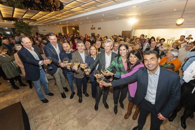 Rueda destaca en Vigo el compromiso del PP con la ciudad y llama a consolidar el trabajo realizado