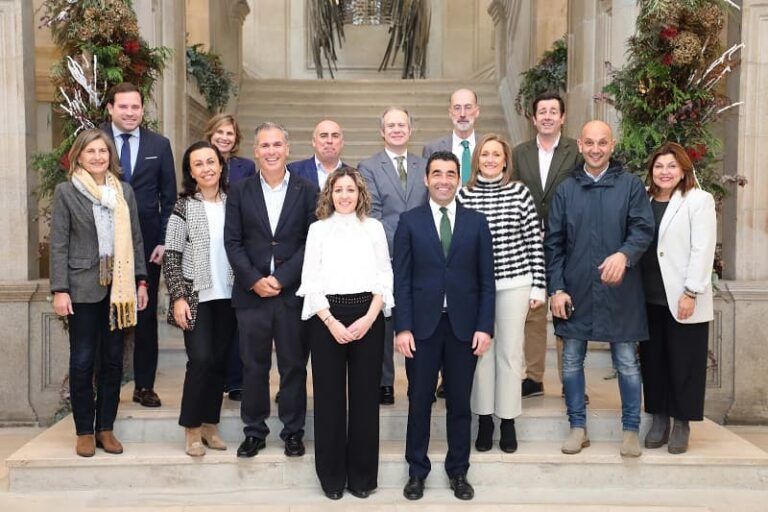 La Diputación de Pontevedra aprueba el mayor presupuesto de su historia con 209 millones de euros