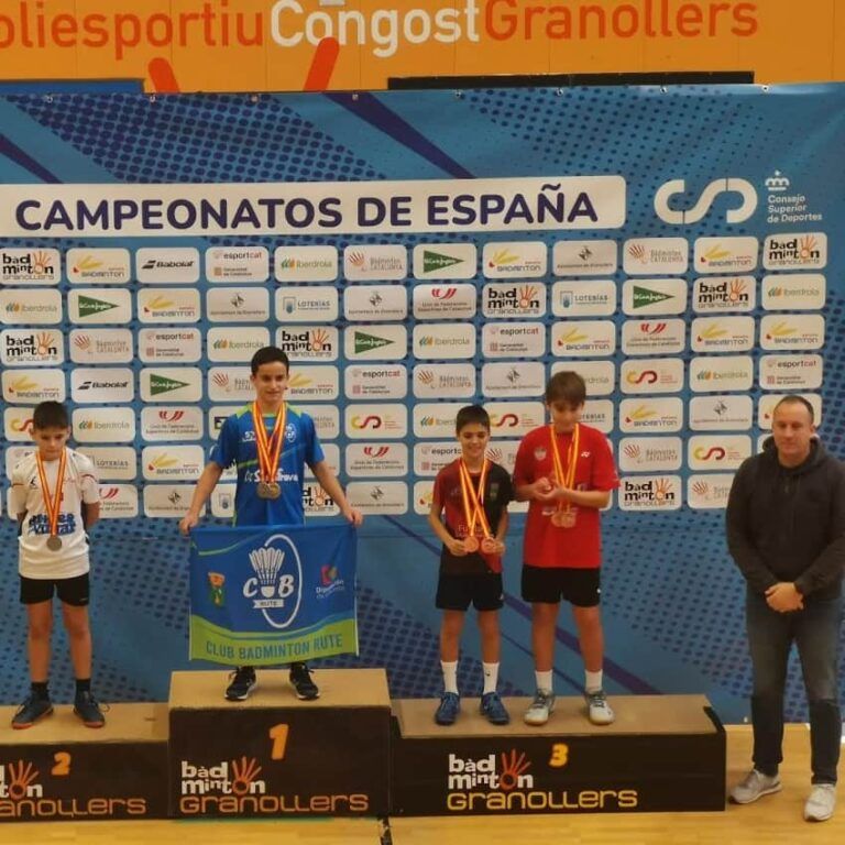Álvaro Gómez revalida el título de Campeón de España de Bádminton Sub-13