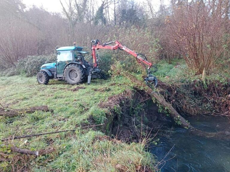 La Xunta realiza labores de conservación en un tramo de 1,1 km del río Miñor a su paso por Gondomar