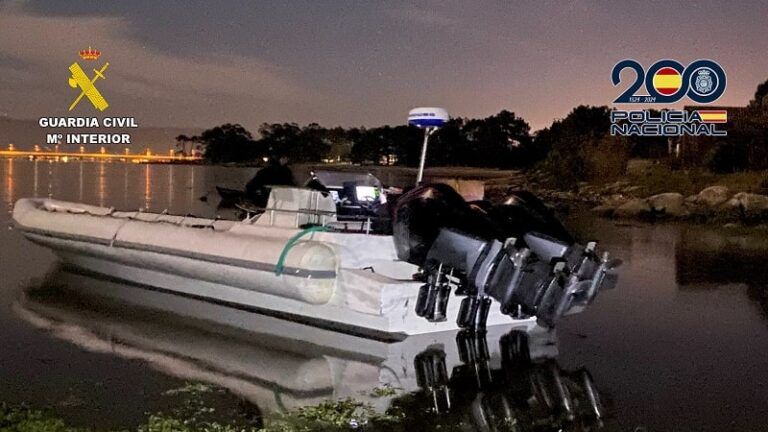 Desarticulada en Galicia una organización criminal mientras descargaba más de una tonelada de cocaína