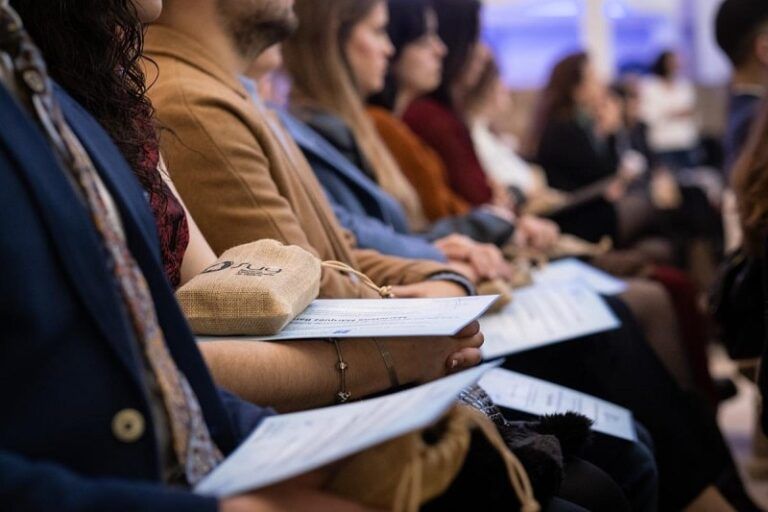 La Xunta concede becas de hasta 2.500 euros a 81 universitarios gallegos para estudiar en países extracomunitarios