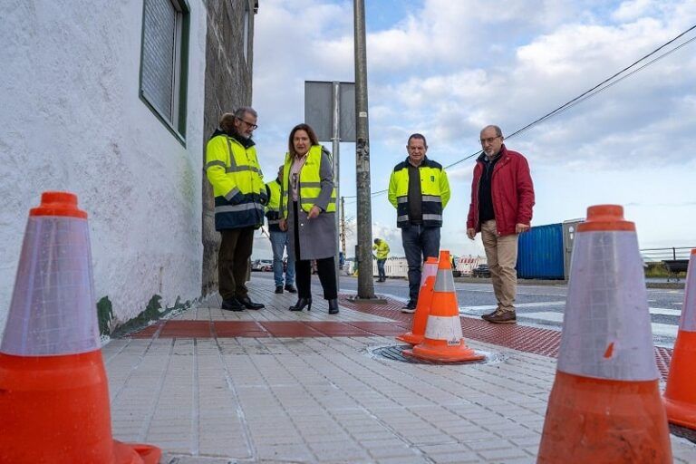 La Xunta amplía las aceras en la rúa Canido para mejorar la movilidad peatonal