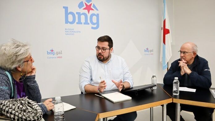 Xabier P. Igrexas coa plataforma Salvemos a Barroca-min