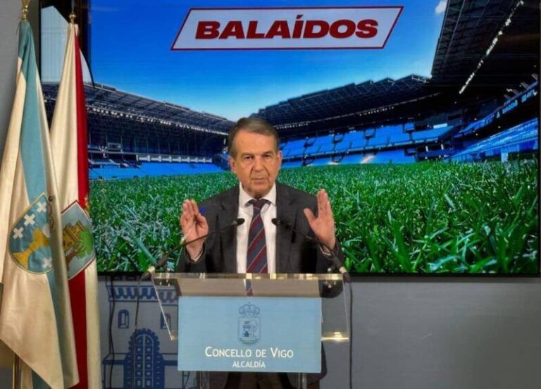 O alcalde avanza que o luns 24 comeza o desmonte dos asentos da Grada de Gol