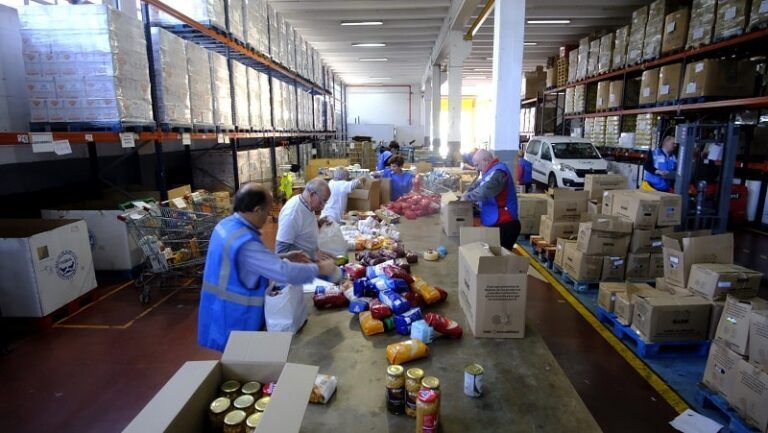 El Banco de Alimentos de Vigo repartió 1,4 millones de kilos de comida en 2024