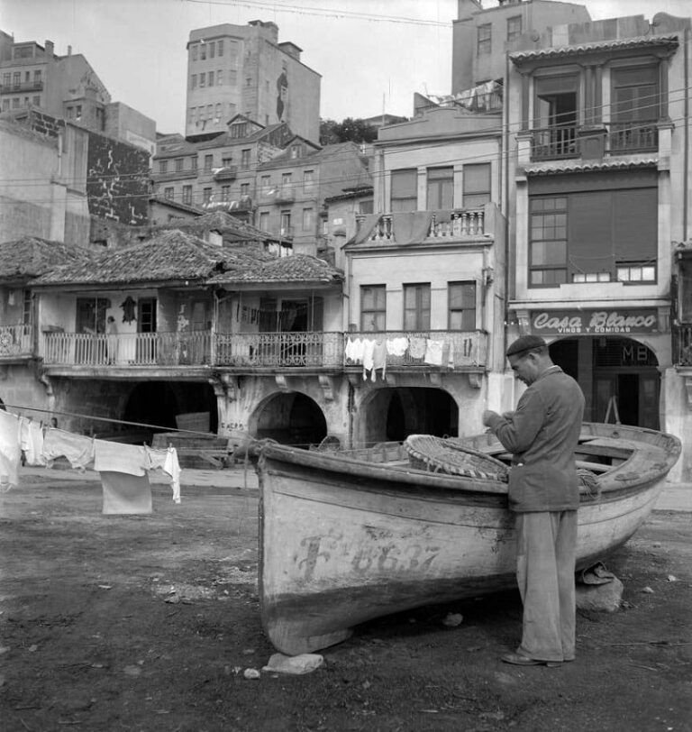 La Xunta programa en el Museo del Mar una muestra de Nicolás Muller con fotografías de las Rías Baixas