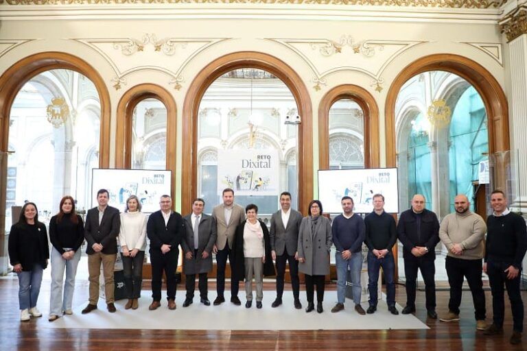 La Diputación de Pontevedra impulsa la formación digital para mayores con +Reto Digital