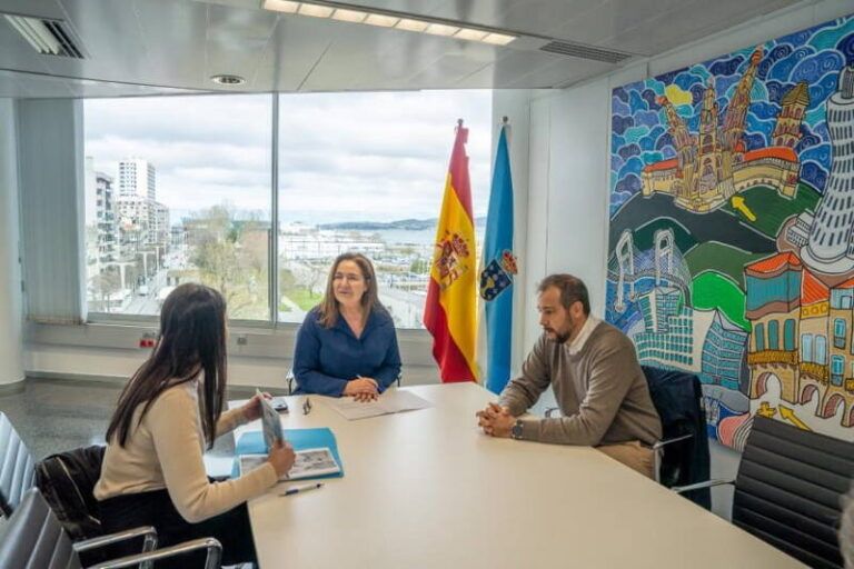 Ana Ortiz destaca el Festival Azul como referencia para difundir el valor social y cultural de la náutica