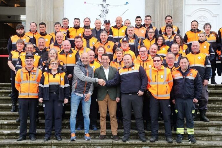 Luis López presenta a primeira liña de subvencións da historia da Deputación para as agrupacións provinciais de Protección Civil dotada con 100.000 euros