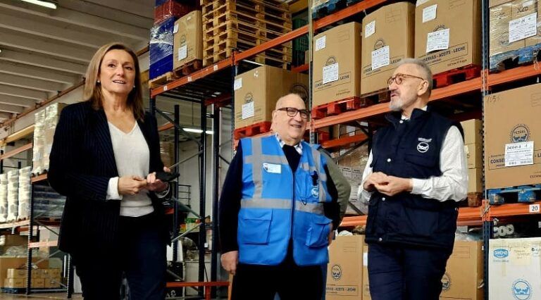 Luisa Sánchez anuncia que a Deputación destina 10.000 euros para financiar a compra de alimentos da Fundación Provincial Banco de Alimentos