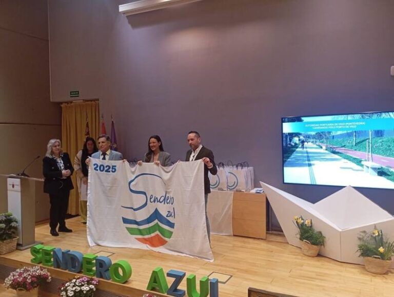 El Puerto de Vigo recibe una bandera azul por su sendero sostenible de 7,5km de longitud en la fachada marítima