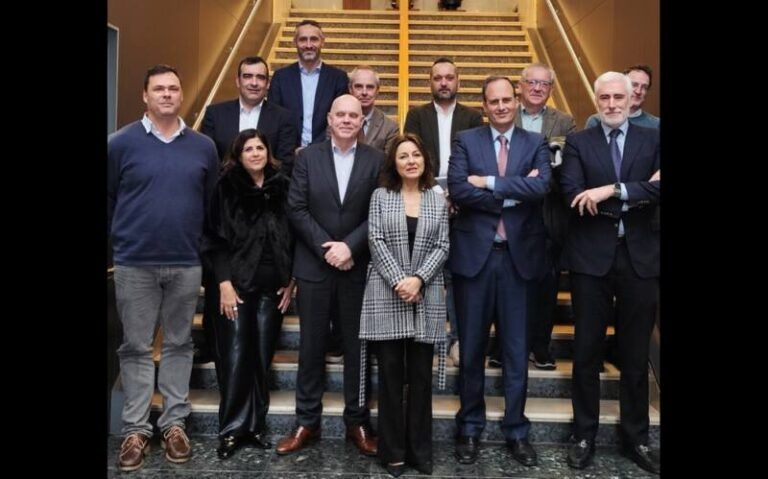 La APV entra a formar parte del Club Propeller Puerto de Vigo como socio institucional