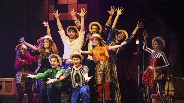 El musical ‘Godspell’ llega a Vigo con la dirección de Emilio Aragón y producción de Antonio Banderas