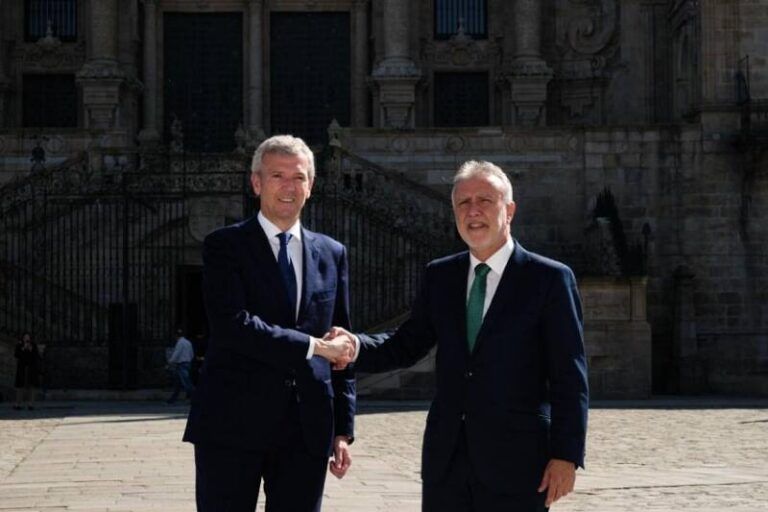 Rueda afirma que Galicia asume «con orgullo y responsabilidad» la gestión plena de su litoral