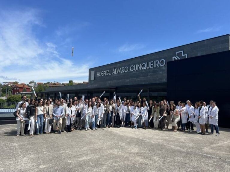 El área sanitaria de Vigo despide a 91 residentes que completan su formación