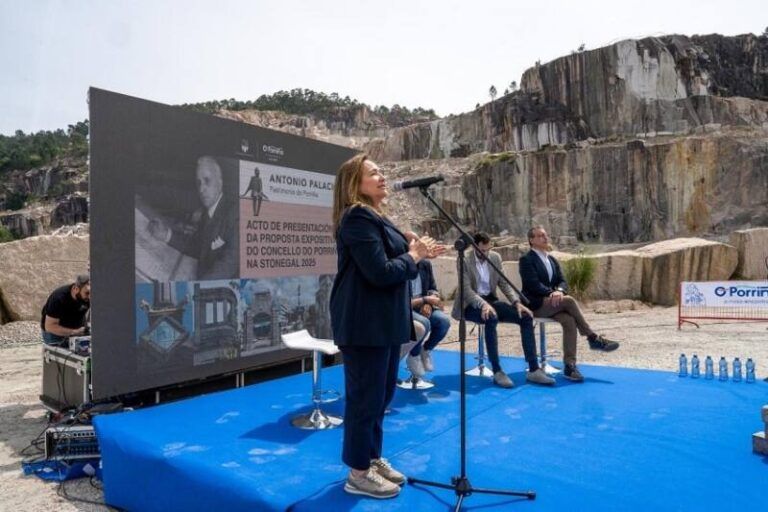 Ana Ortiz y Pablo Fernández participan en la presentación del proyecto del Concello do Porriño para la Feria Stonegal