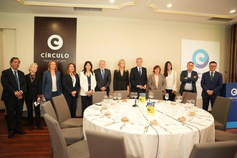 Rueda destaca la importancia de la colaboración entre Administración y tejido productivo para contribuir al progreso de la sociedad gallega