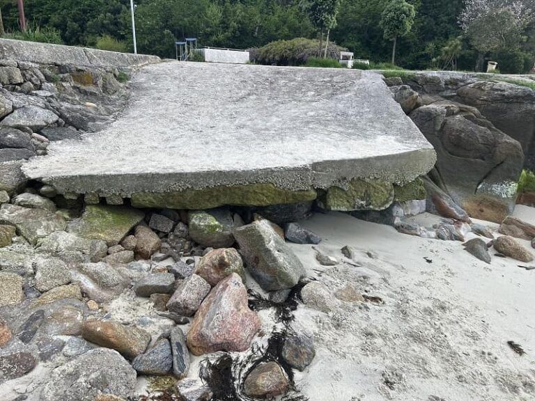 Los vecinos de Teis exigen mejoras urgentes en la playa de A Punta ante la llegada del verano