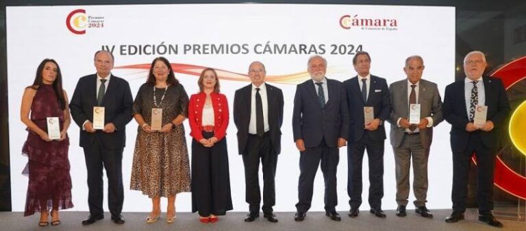 La Cámara de Comercio de Pontevedra, Vigo y Vilagarcía de Arousa recibe el Premio Nacional de Emprendimiento por el proyecto TURISLAB