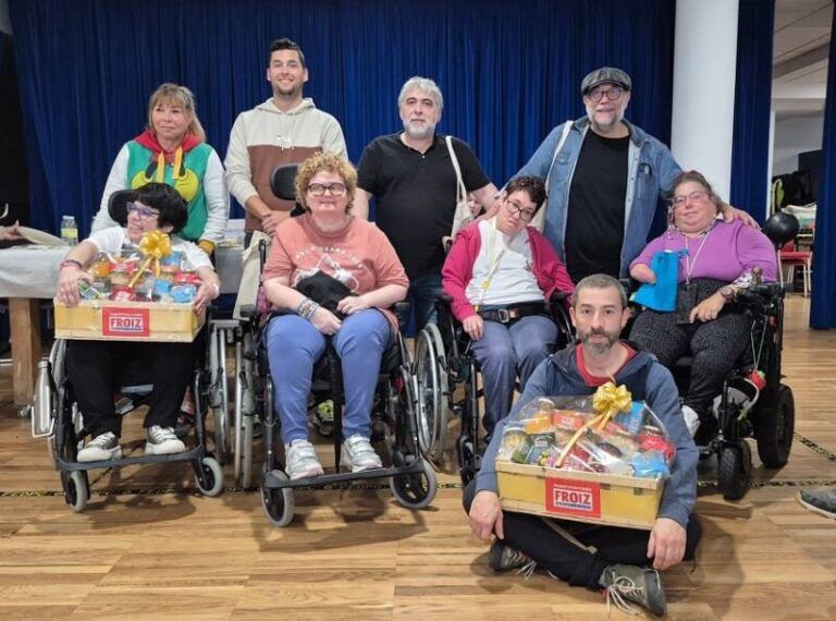 Un jurado selecciona a los ganadores de la primera semifinal del VIII Concurso de Cocina «En ASPACE cocinamos juntos»