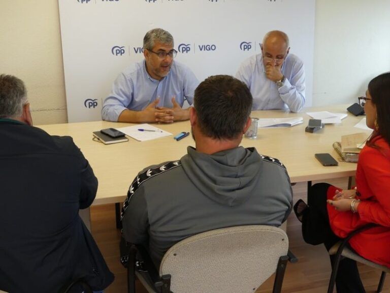 El PP de Vigo critica que el gobierno local “ponga en riesgo” las fiestas de verano al optar por un “rechazo sistemático y arbitrario” a las atracciones
