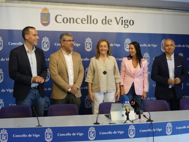 El PP llega a la mitad del mandato reivindicándose como el partido que defiende a Vigo con “sentido de ciudad” y planteando “propuestas en positivo”